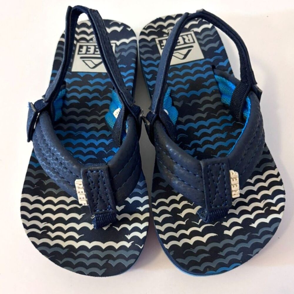 REEF Little Ahi Toddler Sandals 5/6 Navy Blue Wave Print Back Strap